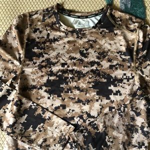 Shirt performance mens new size M chest (38-40) 95% polyester 5% spandex